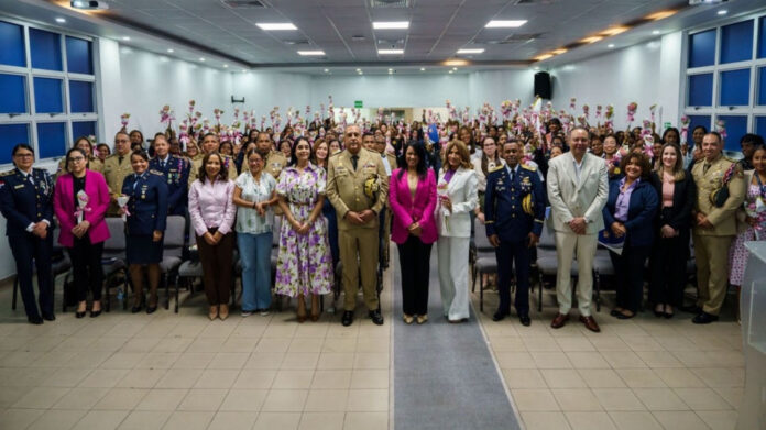 Migración reconoce a 90 colaboradoras por su labor institucional