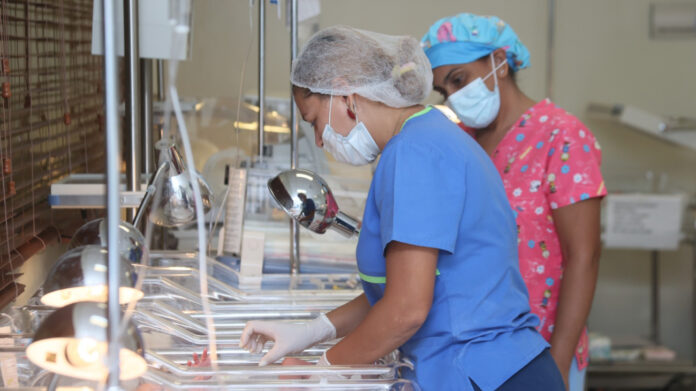 SNS reporta reducción de 57.5 % en mortalidad materna, 21 % infantil y 18% neonatal