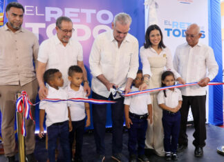 Abinader inaugura centro educativo inicial reconvertido para 175 niños en Montecristi