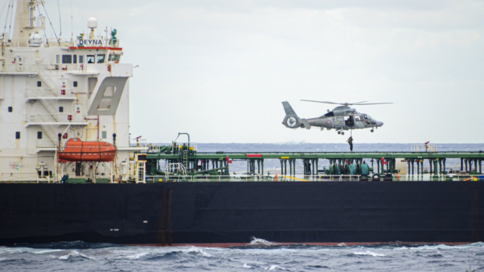 Francia intercepta otro petrolero en el mar Mediterráneo