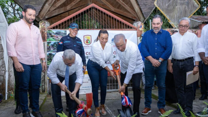 Gobierno deja iniciados los trabajos de construcción del Parque Lineal ZooBotánico Municipal de Moca