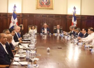 Abinader encabeza Consejo de Gobierno en el Palacio Nacional