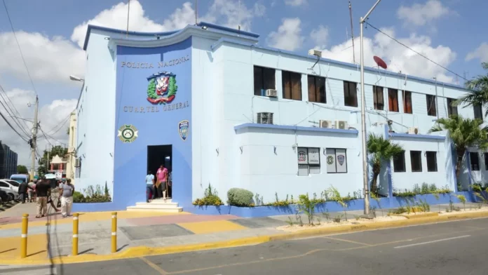 PN suspende a oficiales y alistados por presunta sustracción de dinero en San Cristóbal