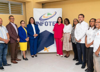 Primera dama inaugura aulas de Belleza e Informática equipadas por Infotep en Ensanche Capotillo