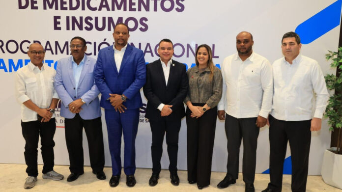 SNS: Gobierno aumentó casi un 100 % la inversión en medicamentos de la Red Pública