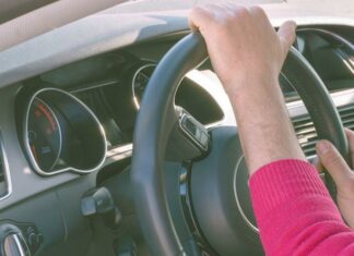 Intrant elimina simuladores y vuelve con los exámenes prácticos para licencia de conducir