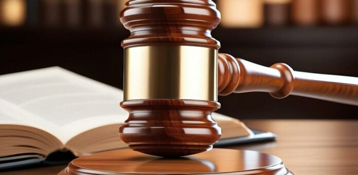 TC anula condena de 20 años contra mujer y ordena revisar su pena por error de tipificación
