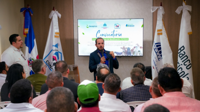 Gobierno destina RD 30 millones para dinamizar sector lechero con riego tecnificado