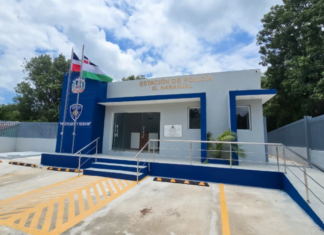 Gobierno entrega moderna estación policial en Barahona