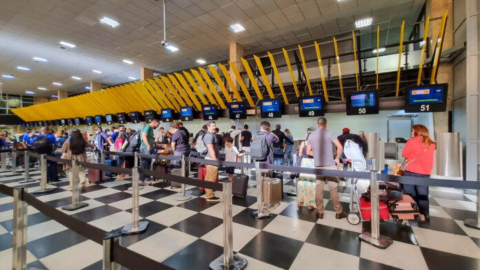 Una falla de seguridad obliga al cierre del espacio aéreo en Sao Paulo