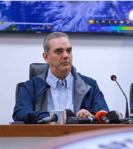 Abinader asegura Gobierno brindará ayuda a las familias que han perdido sus pertenencias