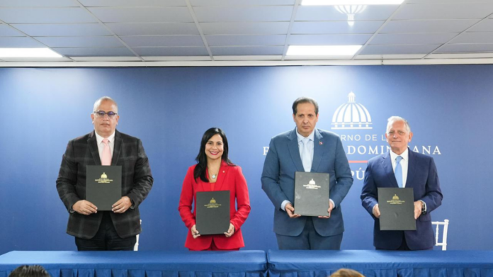 Salud Pública y Sanar una Nación firman acuerdo para fortalecer la atención materno-infantil