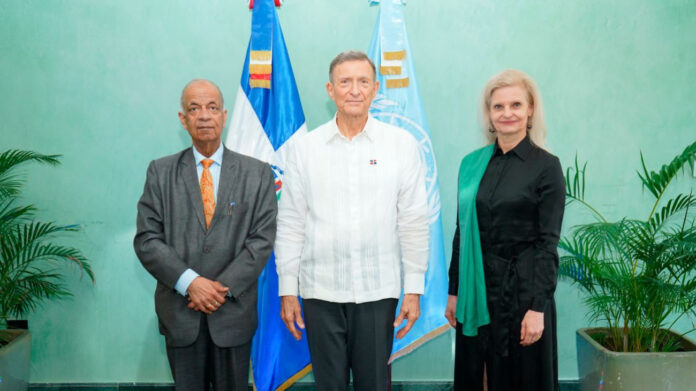 Roberto Álvarez se reúne con alto funcionario de Naciones Unidas sobre apoyo al despliegue de la GSF en Haití