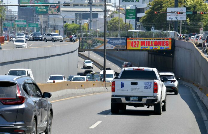 Obras Públicas cerrará desde esta noche paso a desnivel de la 27 de Febrero con Tiradentes