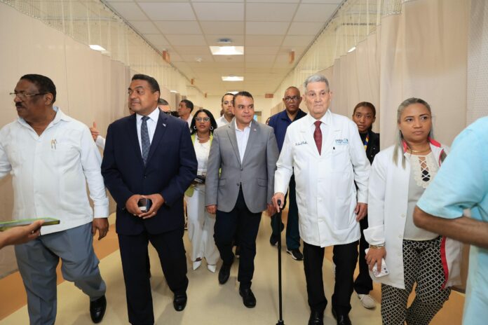 SNS supervisa hospitales que brindarán asistencia durante XXV Juegos Centroamericanos y del Caribe 2026