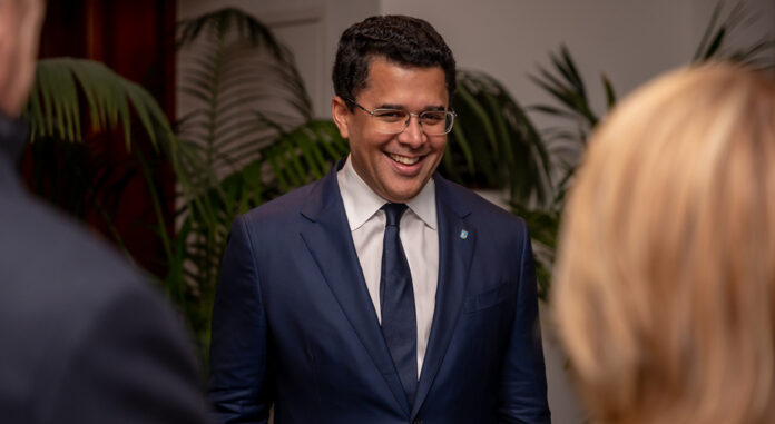 Encuesta Gallup-RD: David Collado con 61.8 % supera ampliamente a sus rivales dentro del PRM