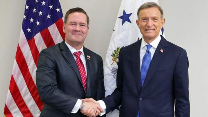Roberto Álvarez se reúne en Nueva York con el representante permanente de EE.UU ante la ONU