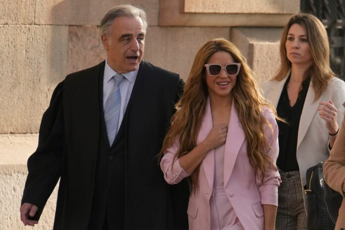 Tribunal español anula multa a Shakira e insta a devolverle 60 millones de euros
