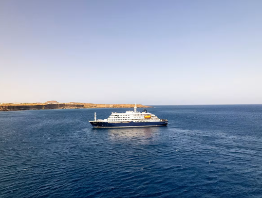 La OMS manda un mensaje a España antes de la llegada del crucero con brote de hantavirus