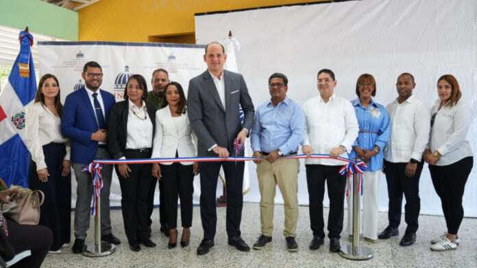 INABIE beneficiará a más de 51,000 estudiantes de Los Alcarrizos con módulo de salud bucal