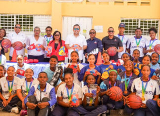 Inefi lleva utilería deportiva a 10 centros educativos de la frontera