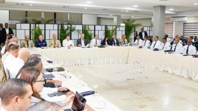 Abinader encabeza reunión de seguimiento al Plan de Seguridad Ciudadana
