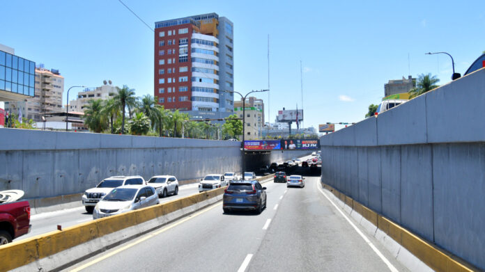 Reabren tránsito en túnel de la 27 de Febrero con Tiradentes