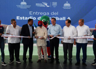 Ito Bisonó entrega remozado Estadio de Softball A del Centro Olímpico Juan Pablo Duarte