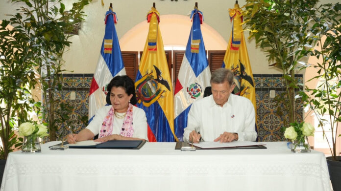 Cancilleres de Ecuador y RD acuerdan impulsar proyectos bilaterales en beneficio de ambos países