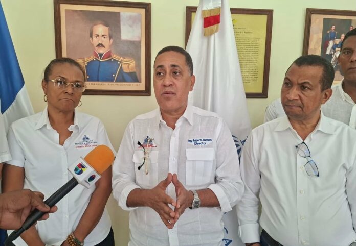 Construcción de aulas nuevas y mantenimientos correctivos de planteles escolares avanzan a buen ritmo en Samaná