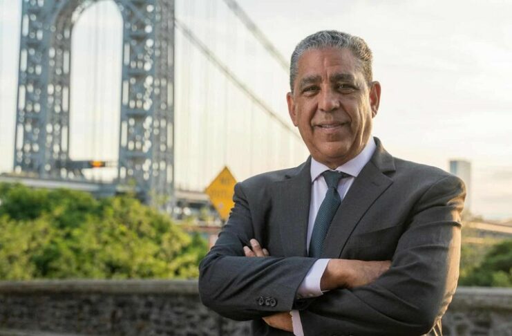 Adriano Espaillat anuncia su retiro de la política tras perder primarias demócratas