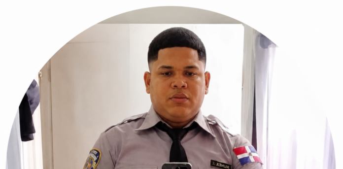 Matan a tiros a agente policial dentro de banca de apuestas en Nagua
