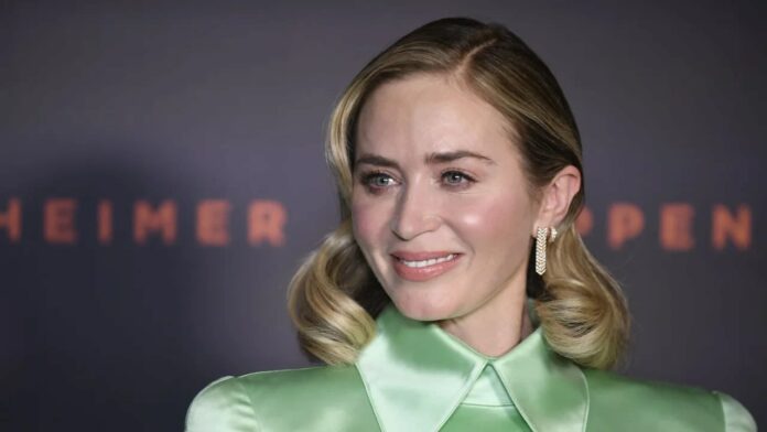 cnne-1420506-emily-blunt-protagonizara-la-pelicula-oppenheimer-que-llegara-a-las-taquillas-el-21-de-julio