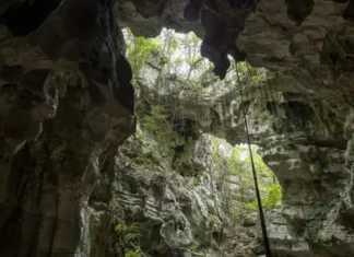 Abinader declara de utilidad pública terrenos del Monumento Natural Cuevas del Pomier