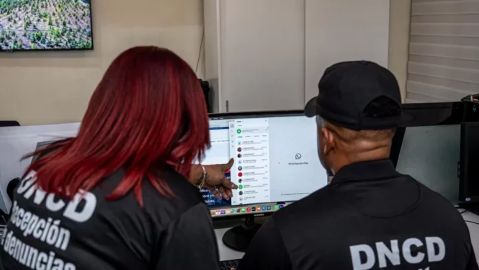 DNCD refuerza lucha contra narcotráfico con nuevo canal de denuncias vía WhatsApp