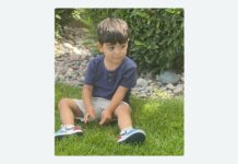 Niño muere aplastado por un monumento mientras jugaba en un parque