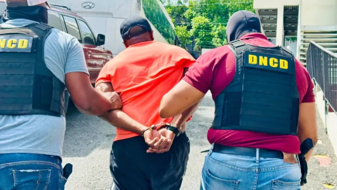 Capturan a “El Francés” buscado por decomiso de 10 paquetes de cocaína en Boca Chica