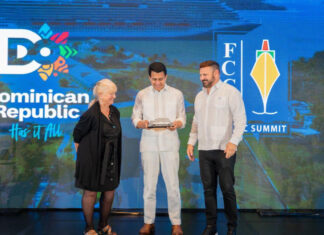 FCCA reconoce al ministro David Collado por su liderazgo en el crecimiento de la industria de cruceros de RD