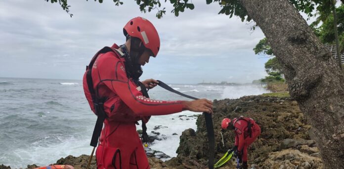 Recuperan el cuerpo de una mujer en las aguas del Malecón de Santo Domingo