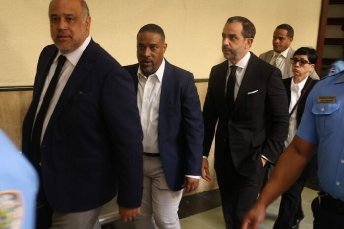 Juez envía a juicio de fondo a los hermanos Espaillat por el caso Jet Set