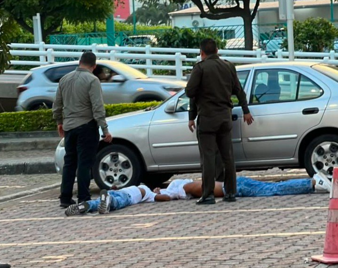 Dos menores asesinan a cabecilla de banda delictiva en ataque en el aeropuerto de Guayaquil