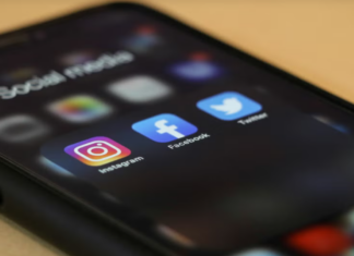 Facebook e Instagram sufren caída global