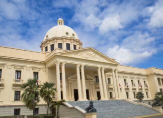 Abinader promulga ley de reforma tributaria
