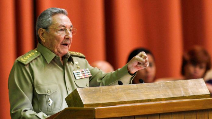 Raúl Castro da su visto bueno a las reformas económicas en Cuba