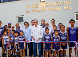 Abinader entrega remozado el Club Deportivo El Millón Yireh
