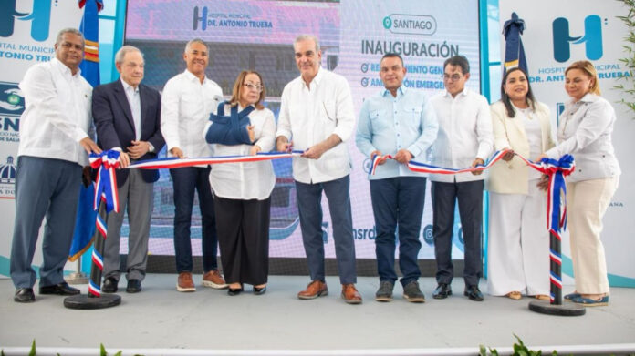 Abinader entrega el remozado Hospital Periférico Monte Adentro Dr. Antonio Trueba en Santiago