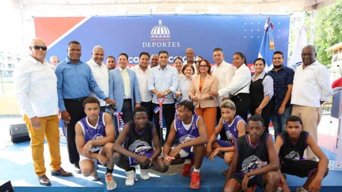 Gobierno inicia construcción del techado multiuso de Matanzas en Peravia