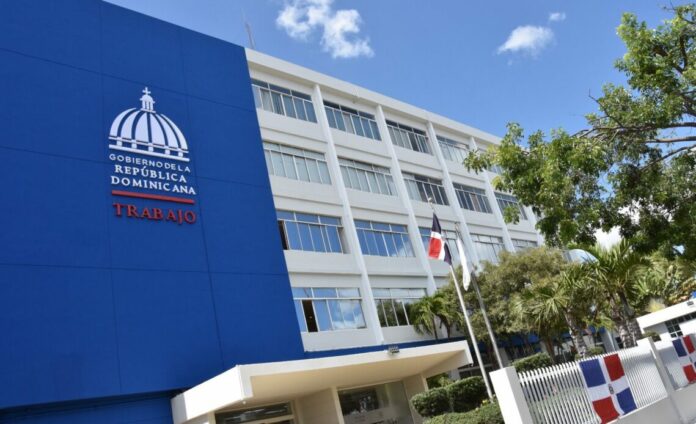 Ministerio de Trabajo dispone a empresas reforzar respuesta a emergencias laborales