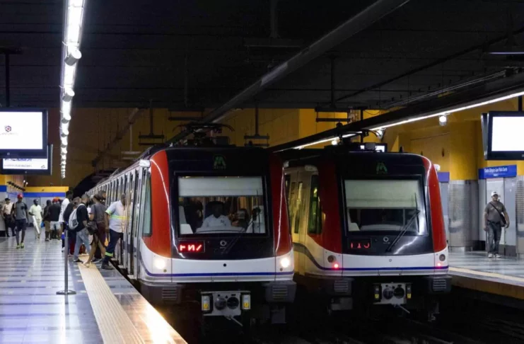 Mujer se lanza a los rieles en estación Juan Pablo Duarte