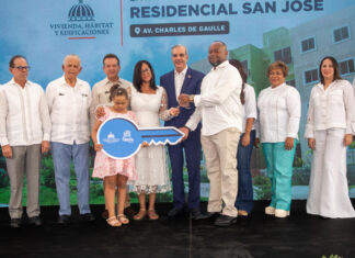 Abinader entrega 700 apartamentos del Plan Familia Feliz en la Urbanización San José